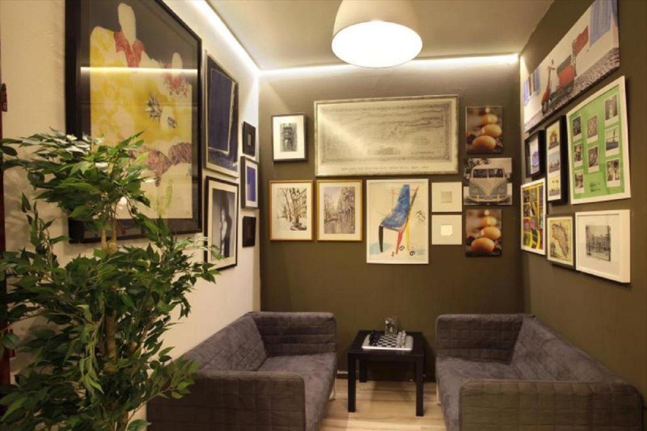 Gracia City Hostel Barcelona Ngoại thất bức ảnh The interior of the gallery