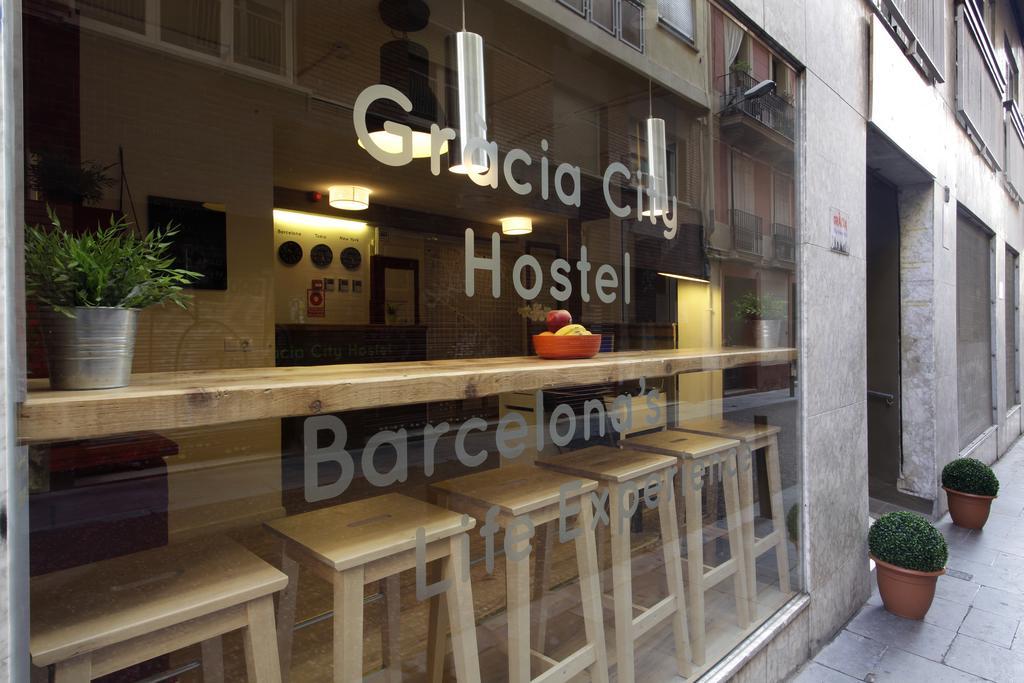 Gracia City Hostel Barcelona Ngoại thất bức ảnh A hostel in Barcelona, Spain